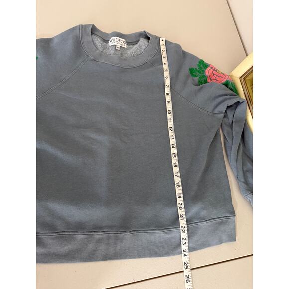 Wildfox Womens Blue-Gray Floral Flowers Embroidered Sleeve Cozycore Sweatshirt M - Picture 7 of 7
